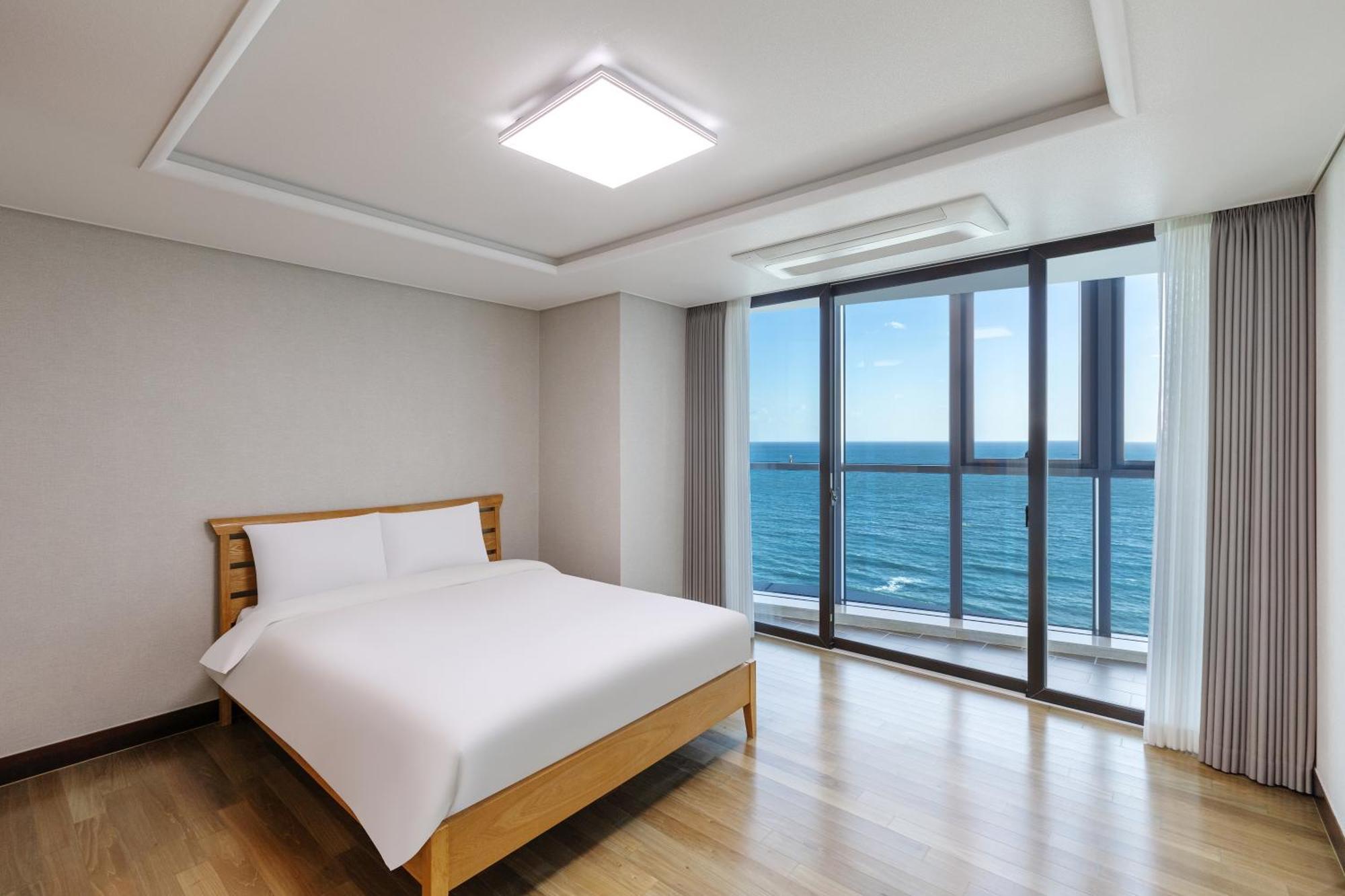 Pale De Cz Condo Busan Exterior photo